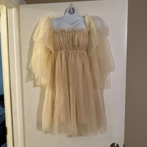 SHEIN Tops - SHEIN Blouse Size L